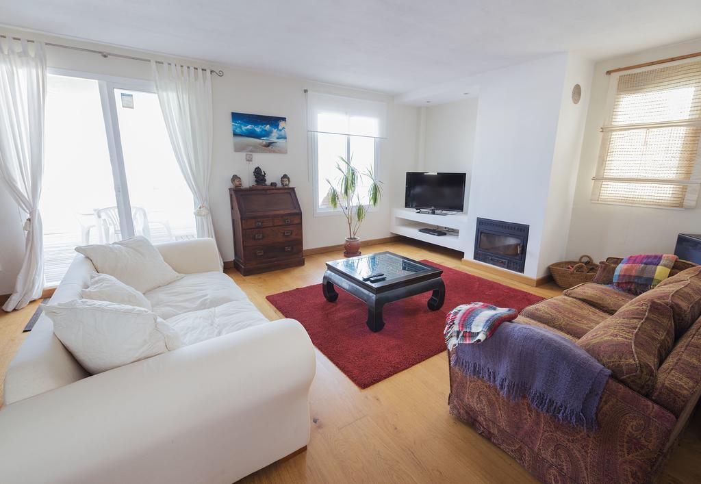 Apartamento Con Terraza Tarifa Luaran gambar